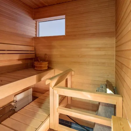 City Center Park View Studio With Sauna And Balcony Apartment